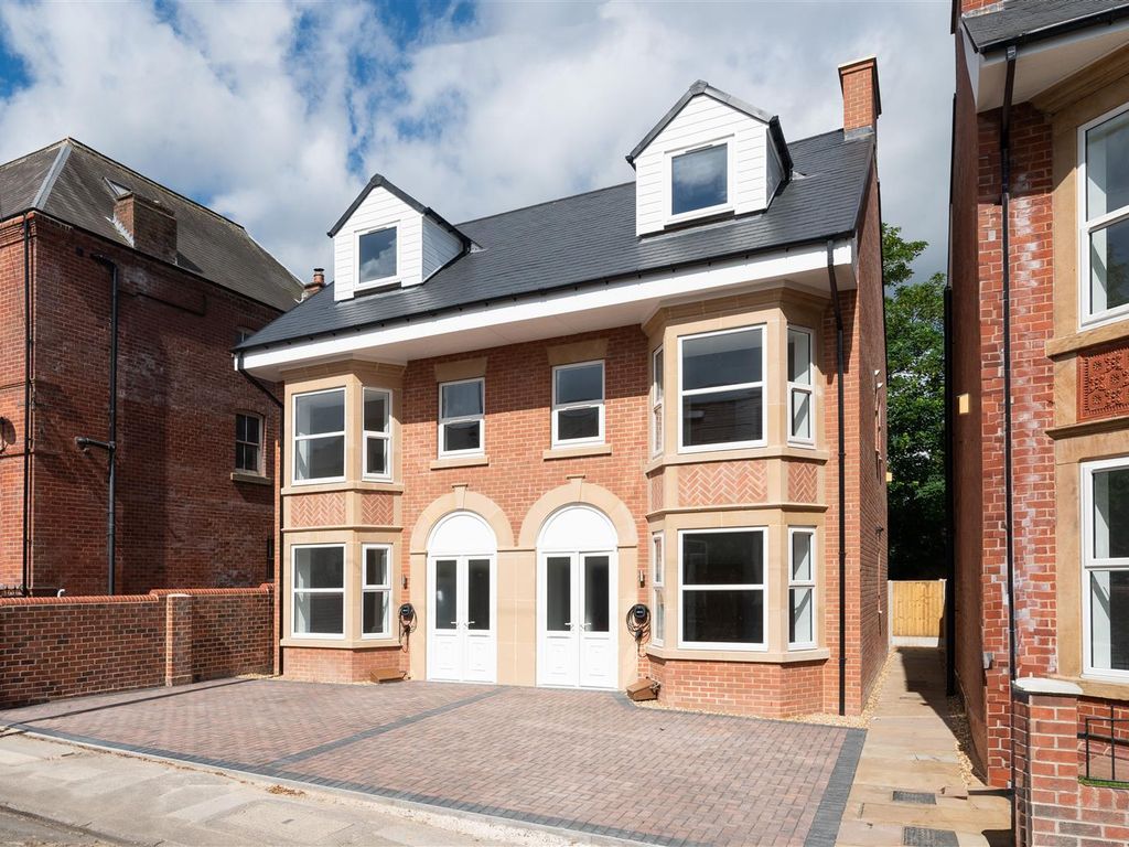 New home, 4 bed semidetached house for sale in Plot 1, Avondale Road