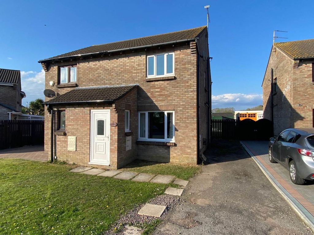 2 bed semidetached house to rent in Fonmon Park Road, Rhoose, Vale Of