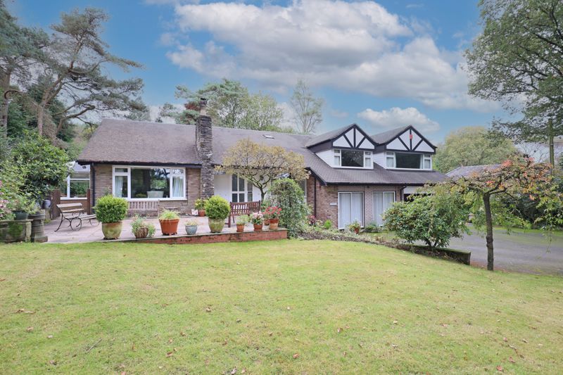 5 bed detached house for sale in Tower Road, Ashley Heath, Market