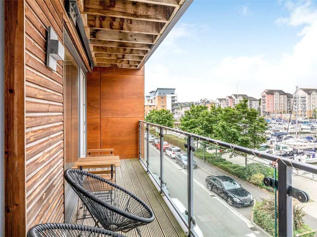 2 bed flat for sale in Newfoundland Way, Portishead, Bristol, Somerset