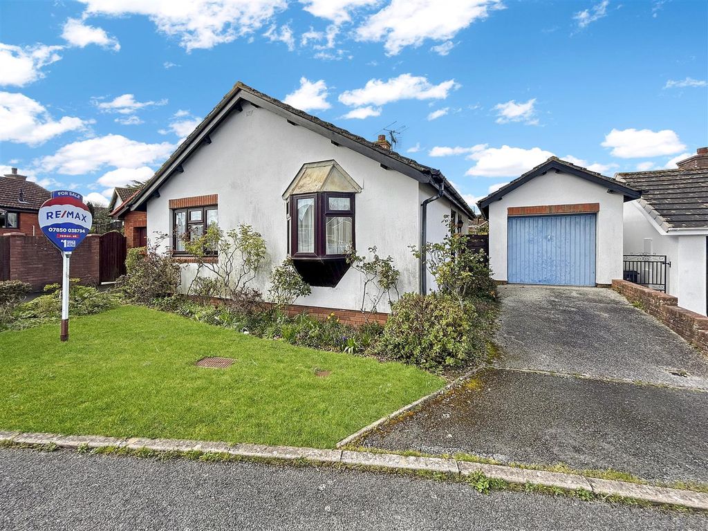 2 bed detached bungalow for sale in Burch Gardens, Dawlish EX7 Zoopla