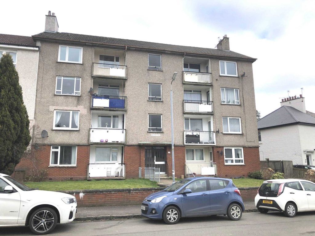2 bed flat to rent in Balerno Drive, Mosspark G52 Zoopla