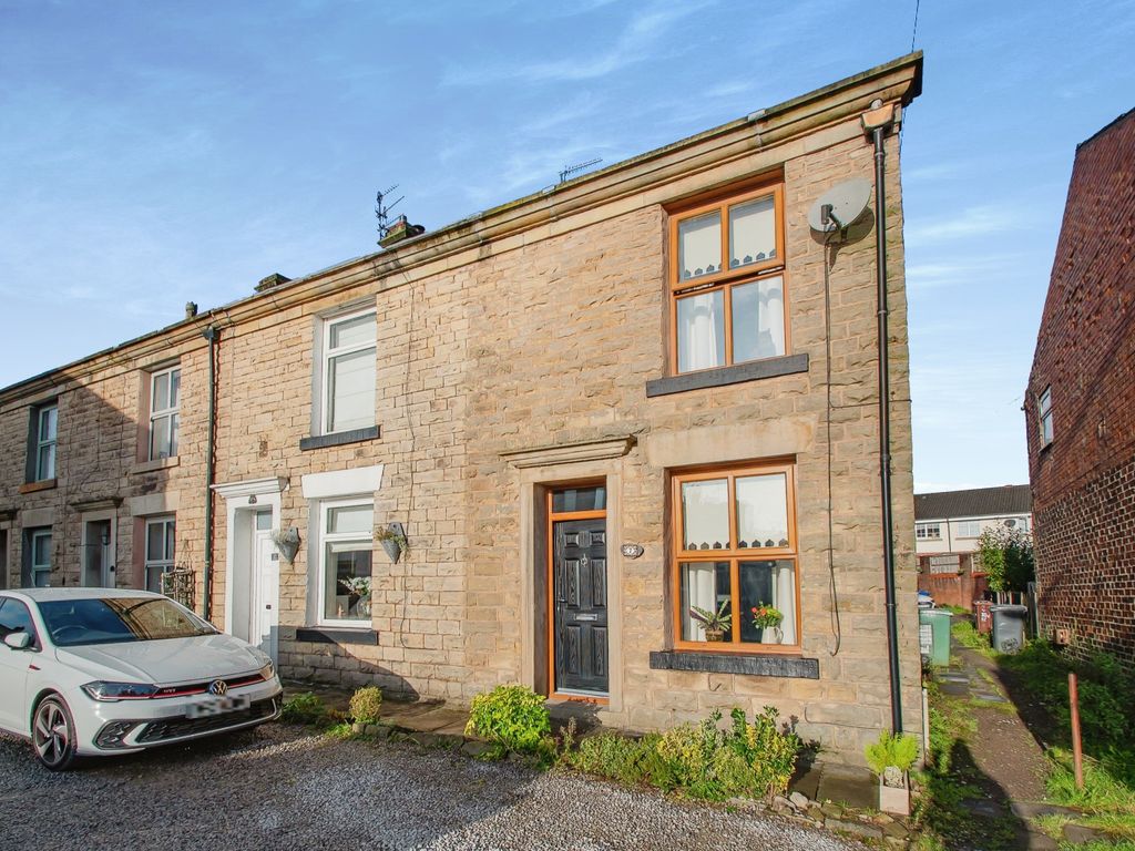 2 bed end terrace house for sale in New Street, Tottington, Bury