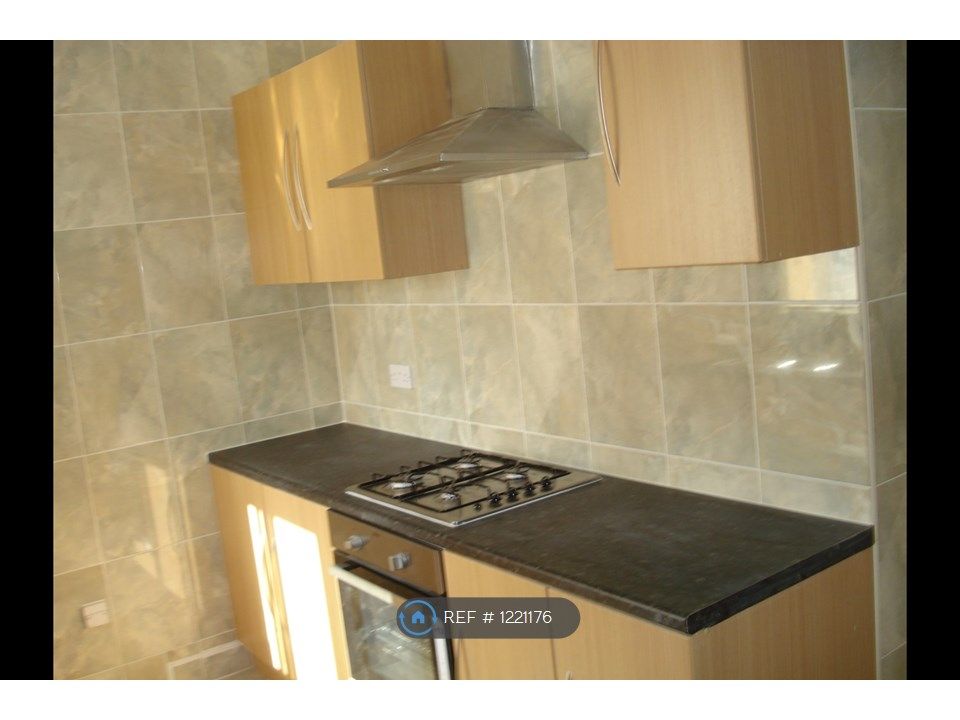 3 bed terraced house to rent in King Street, Middlesbrough TS6, £700