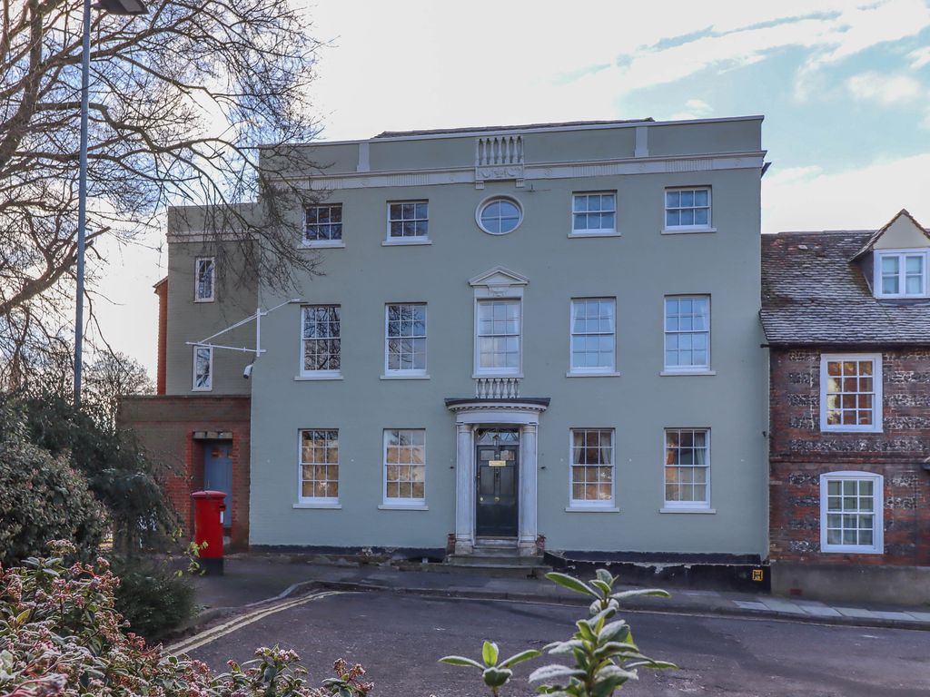 4 bed linkdetached house for sale in St. Ann Street, Salisbury SP1