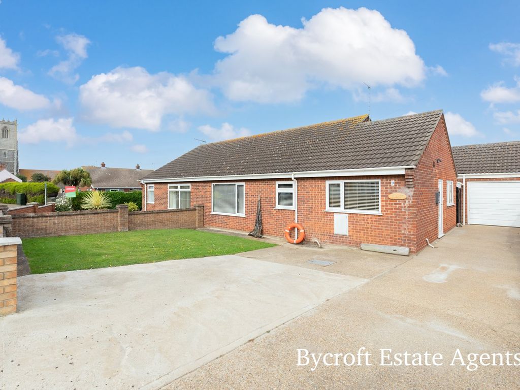 3 bed semidetached bungalow for sale in Bulmer Lane, WintertonOnSea