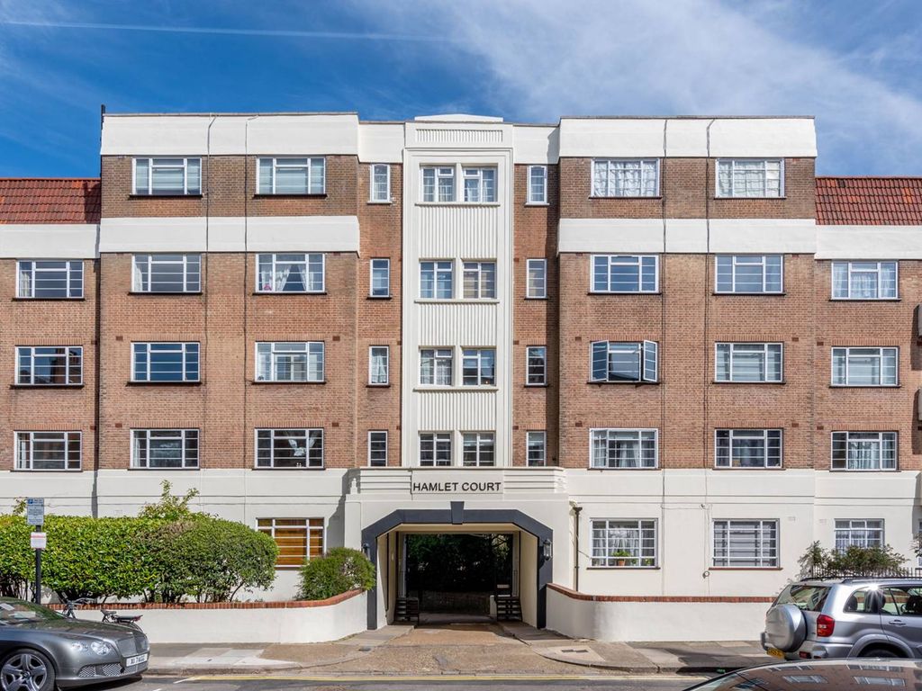 2 bed flat to rent in Hamlet Gardens, Ravenscourt Park, London W6, £