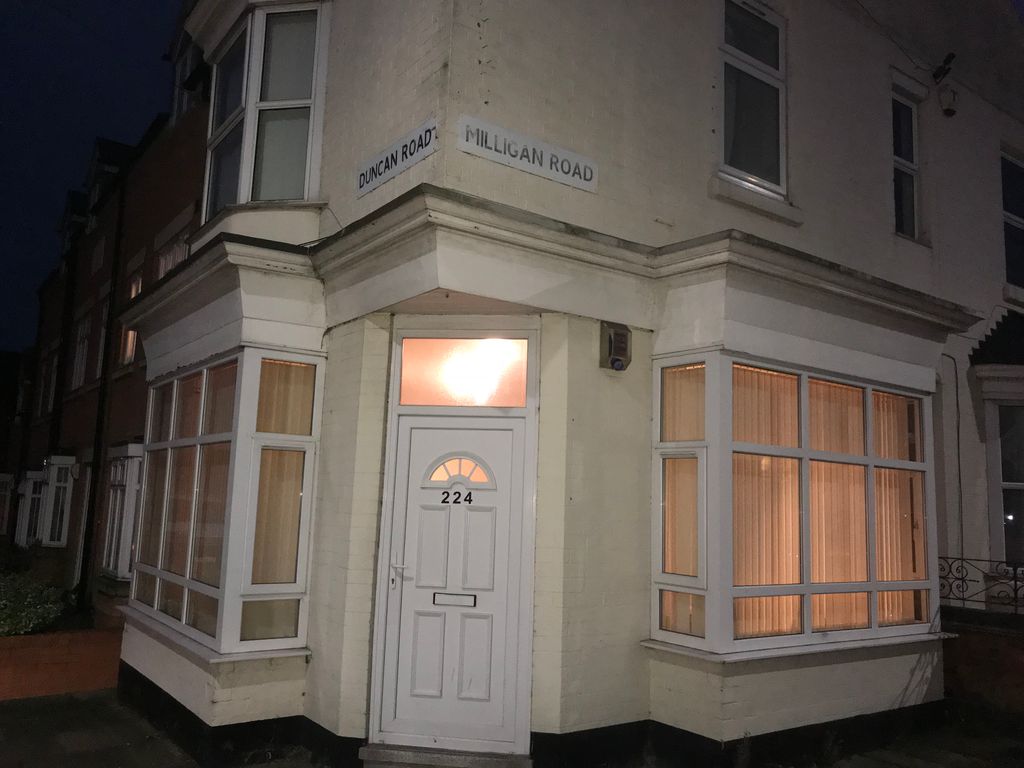 1 bed flat to rent in Milligan Road, Leicester LE2, £800 pcm Zoopla