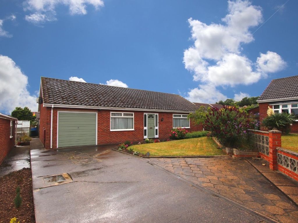 3 bed bungalow for sale in Masons Court, BartonUponHumber DN18 Zoopla