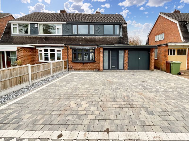 3 bed semidetached house for sale in Meaford Road, Barlaston, StokeOn