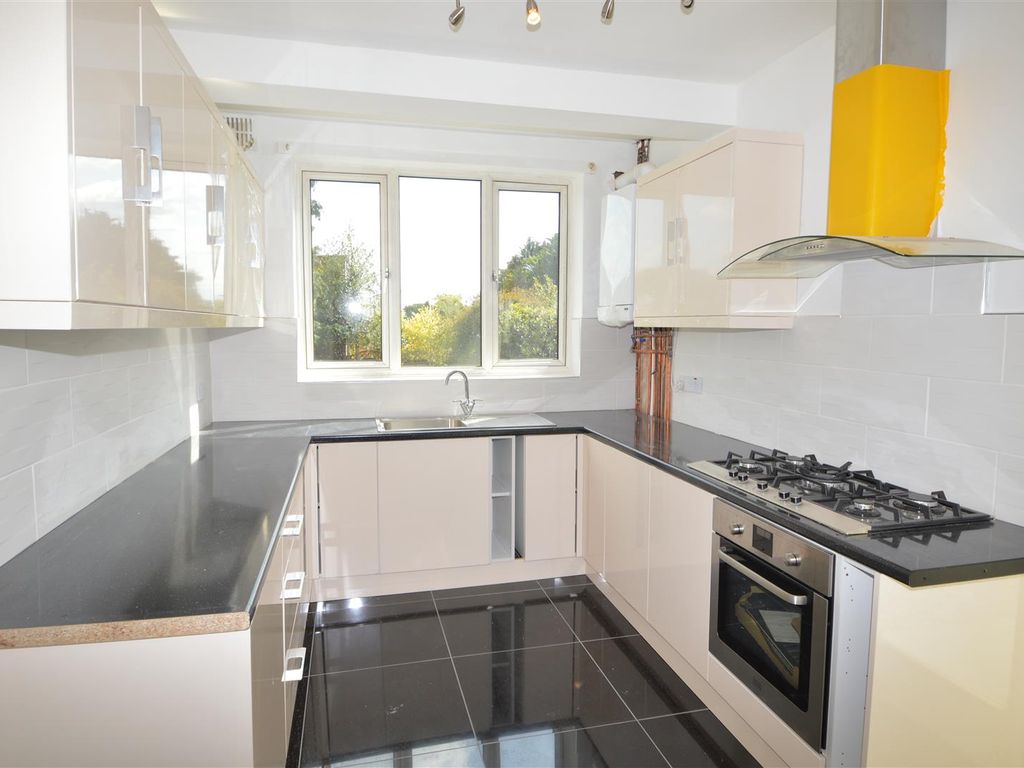 5 bed property to rent in Ramsay Road, London E7 Zoopla
