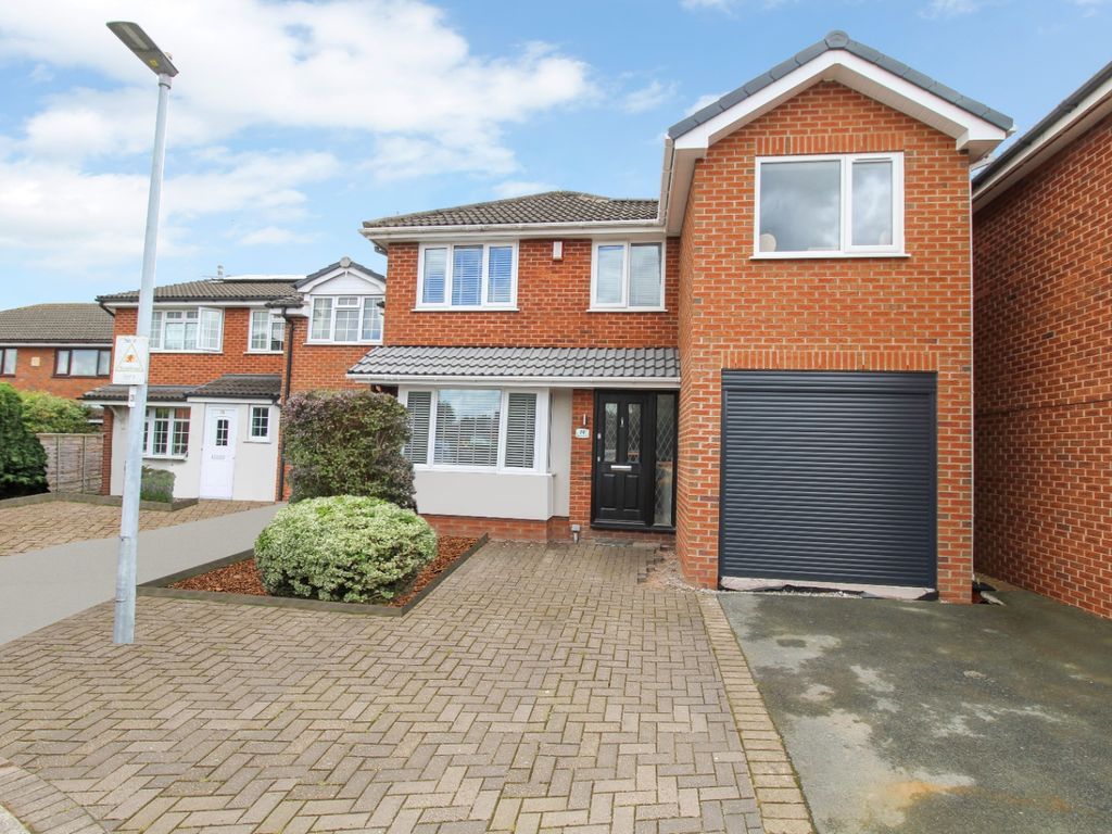 5 bed detached house for sale in Holly Heath Close, Sandbach CW11 Zoopla
