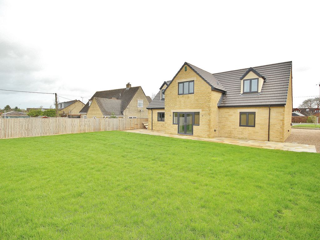 5 bed detached house for sale in Brize Norton Road, Minster Lovell OX29