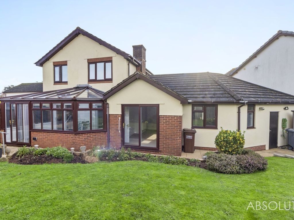 4 bed detached house for sale in Steed Close, Paignton TQ4, £450,000