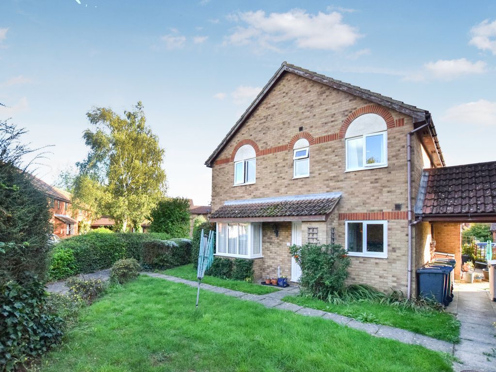 2 bed detached house for sale in Kestrel Close, Hartford, Huntingdon