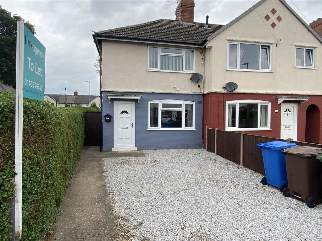 2 bed end terrace house to rent in Kingsway, Goole DN14, £700 pcm Zoopla