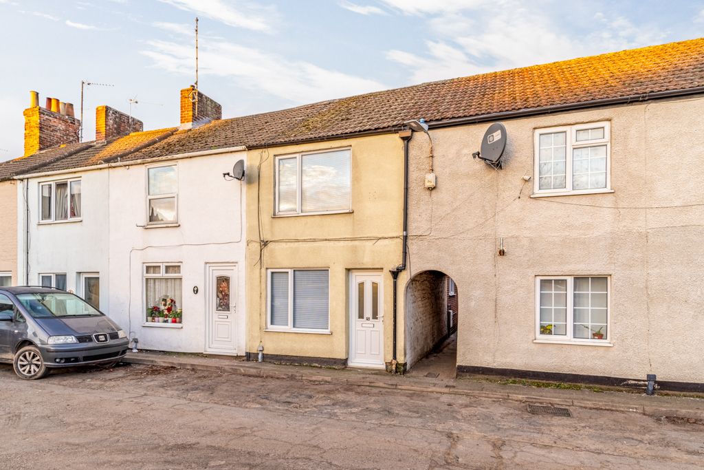 2 bed terraced house for sale in Victoria Place, Boston PE21, £99,950