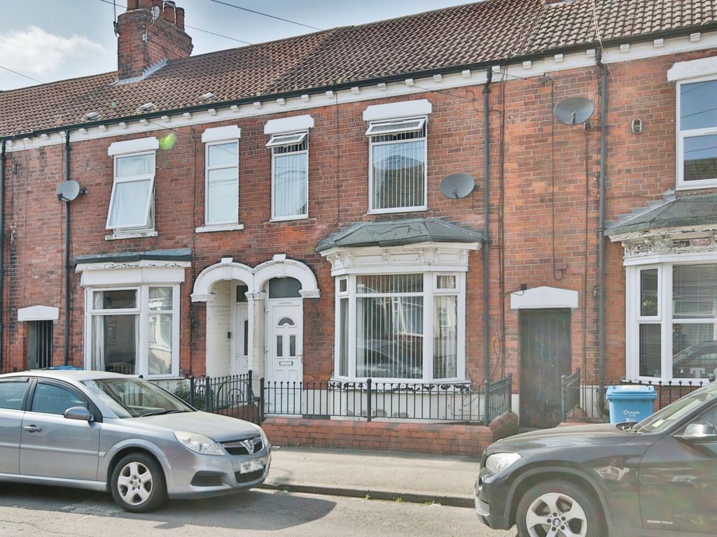 3 bed terraced house for sale in Queensgate Street, Hull HU3, £115,000