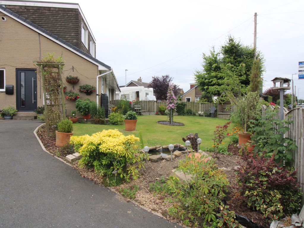 3 bed semidetached house for sale in Wyke Lane, Wyke, Bradford BD12