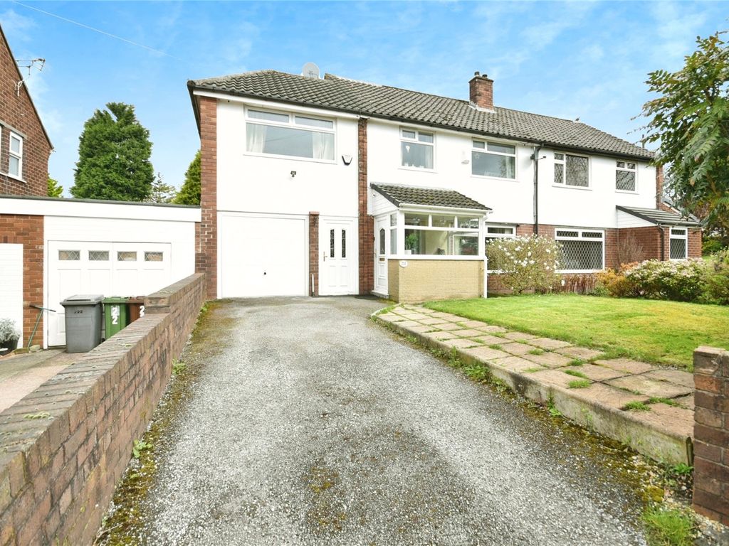 4 bed semidetached house for sale in Yew Tree Lane, Dukinfield, Greater Manchester SK16, £