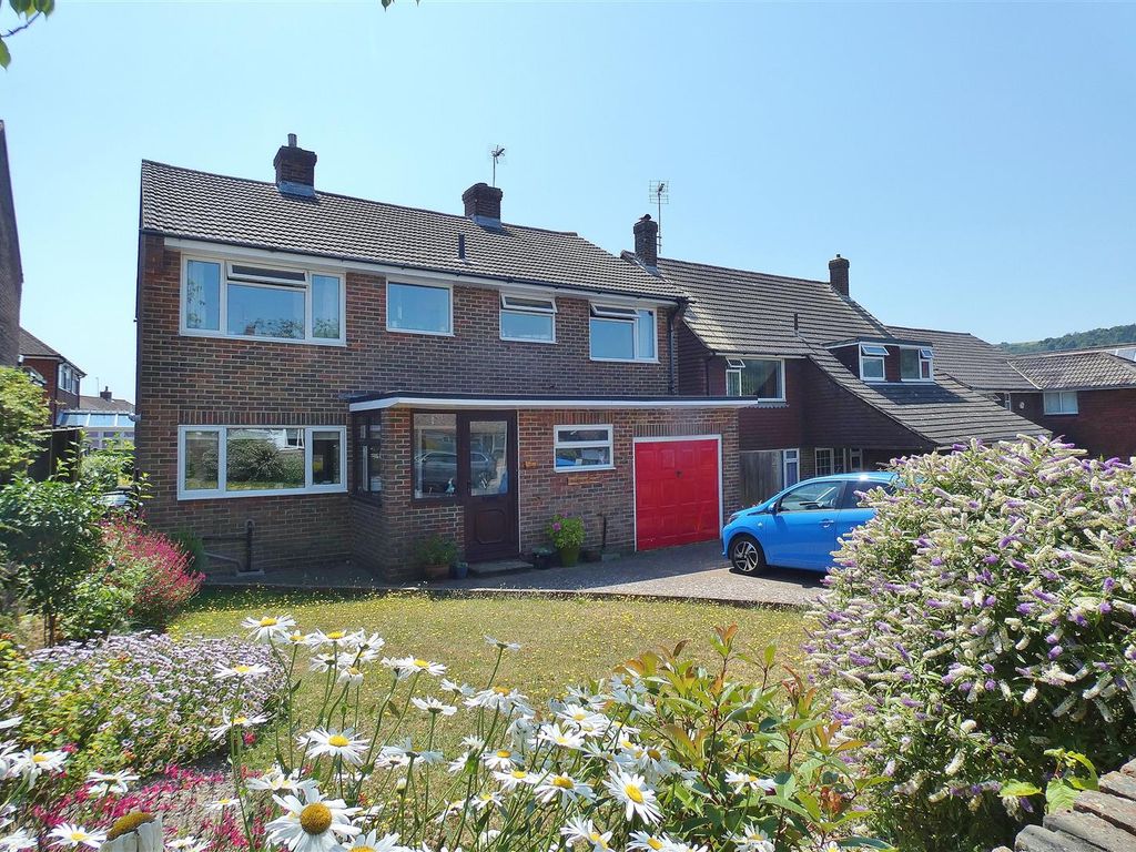 4 bed detached house for sale in Stuart Avenue, Eastbourne BN21 Zoopla
