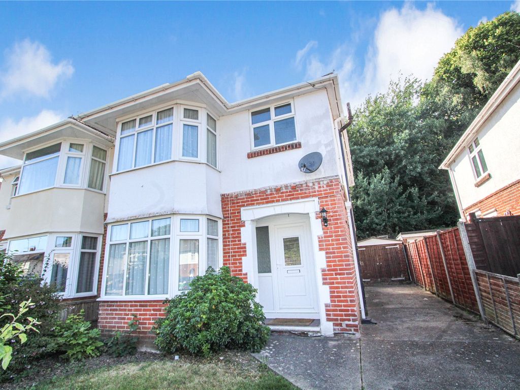 3 bed semidetached house for sale in Dale Valley Road, Southampton