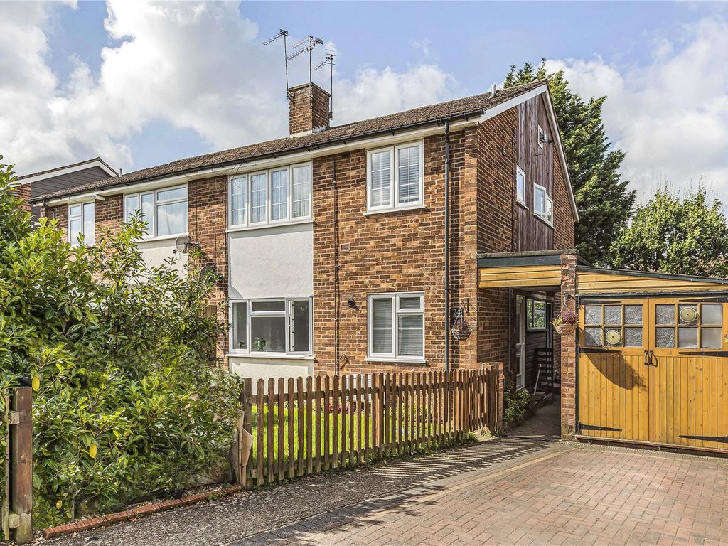 2 bed for sale in Wilton Crescent, Hertford, Hertfordshire