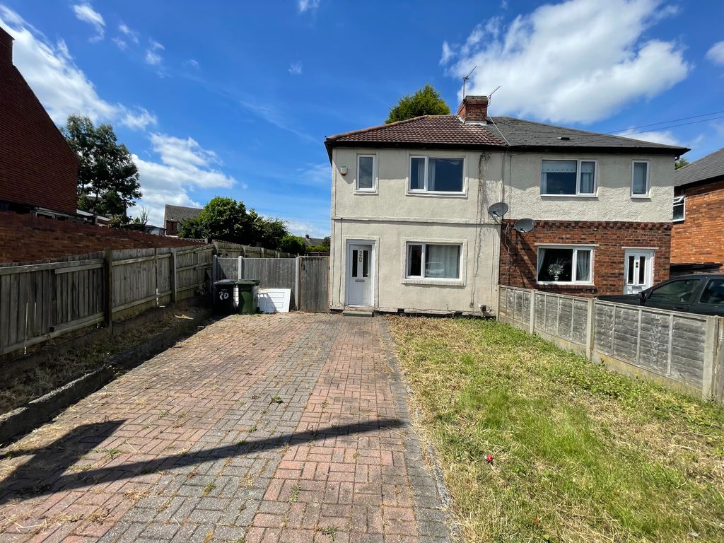 3 bed semidetached house for sale in 20 Road, Willenhall WV13