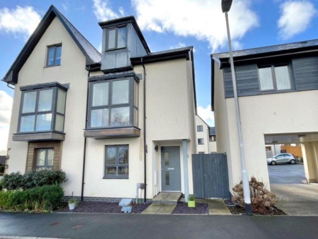 4 bed semidetached house for sale in Cobham Close, Glenholt, Plymouth