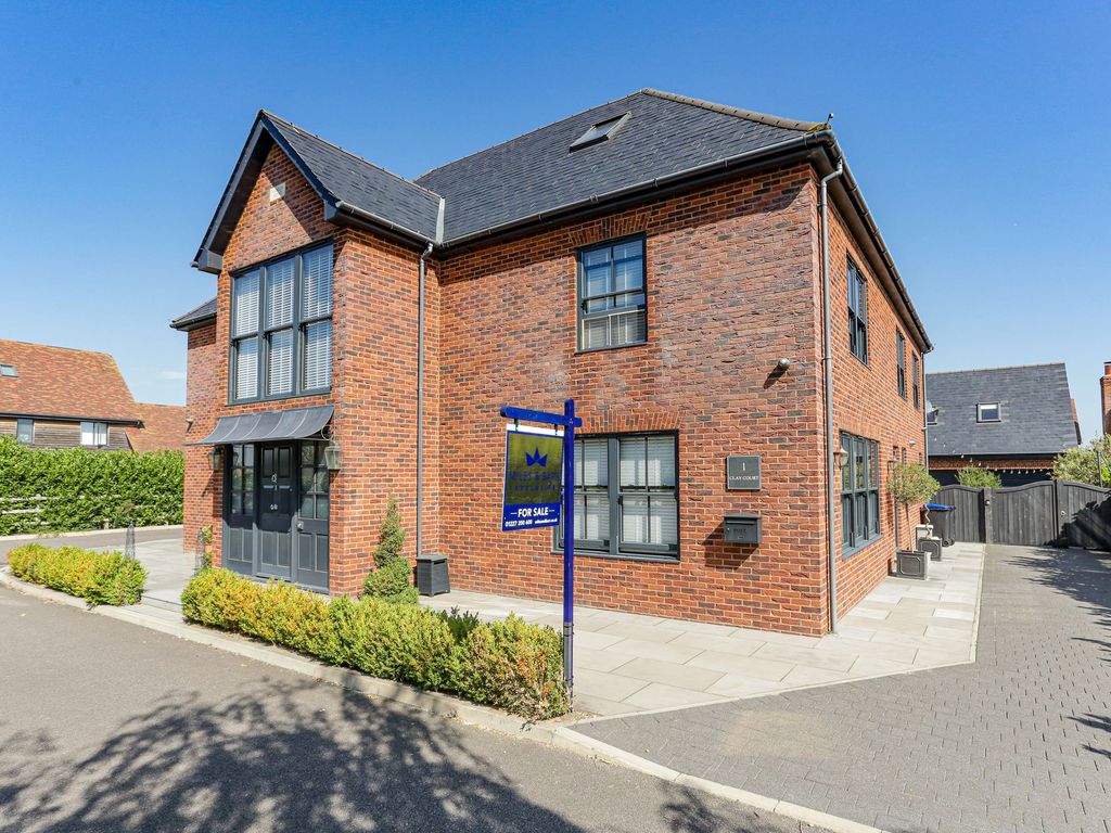 7 bed detached house for sale in Clay Court, Woodnesborough CT13, £