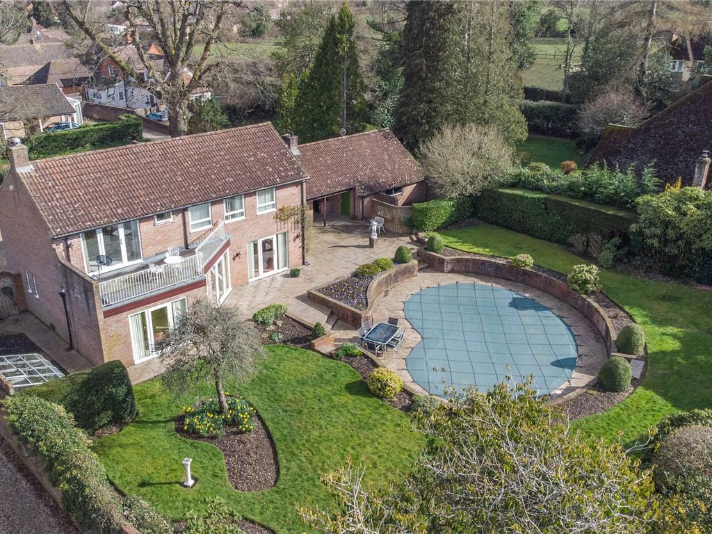 3 bed detached house for sale in Knights Lane, Ball Hill, Newbury