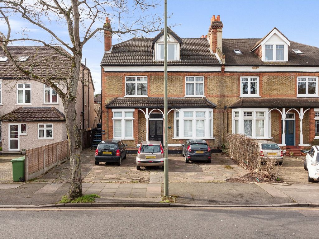 2 bed flat to rent in Queen Anne Avenue, Bromley BR2 Zoopla