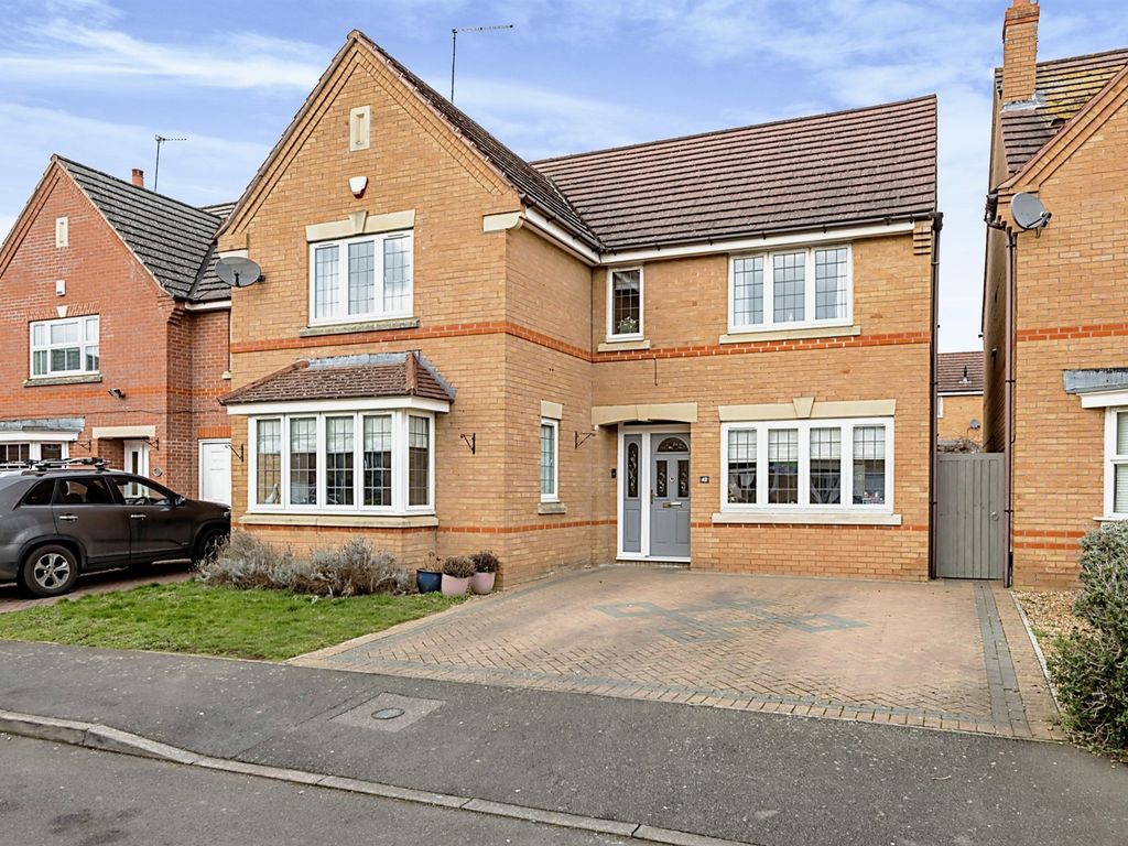 4 bed detached house to rent in Breezehill, Wootton, Northampton NN4