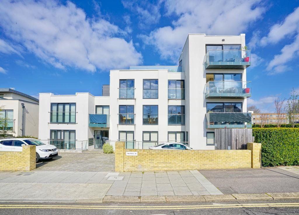 2-bed-flat-for-sale-in-the-point-the-upper-drive-hove-bn3-zoopla