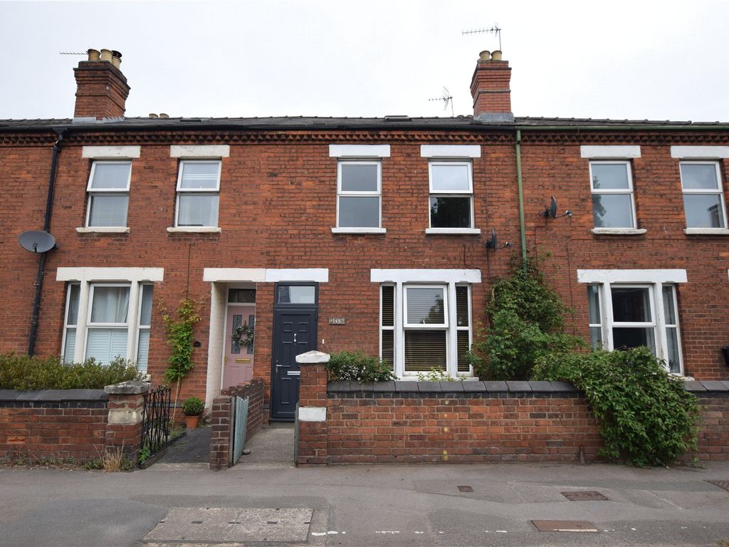 3 bed terraced house for sale in Barnwood Road, Gloucester