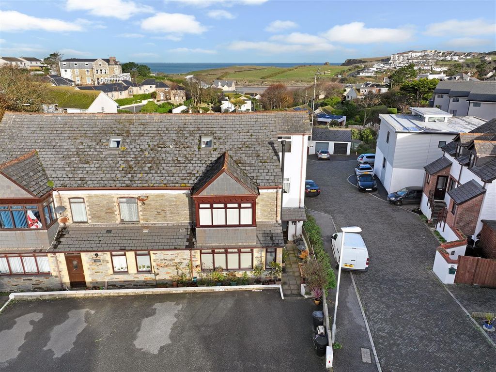 1 bed flat for sale in Porth Way, Newquay TR7, £210,000 Zoopla