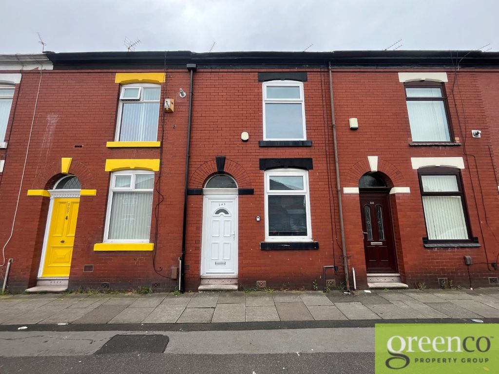 2 bed terraced house to rent in Manor Road, Droylsden, Tameside M43, £