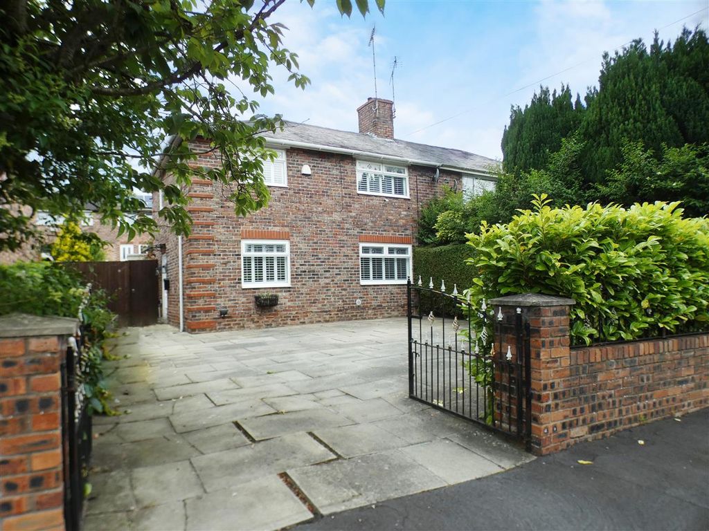 3 bed semidetached house for sale in South Avenue, Prescot, Liverpool