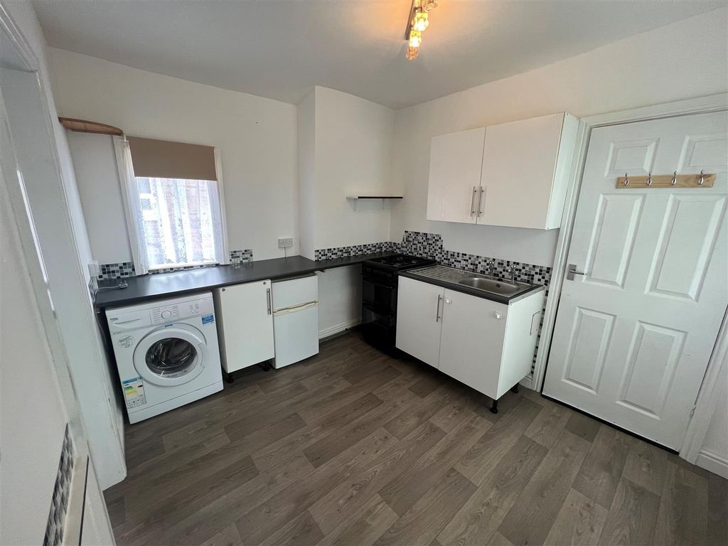 5 bed block of flats for sale in Westbourne Avenue, Princes Avenue, Hull HU5 Zoopla