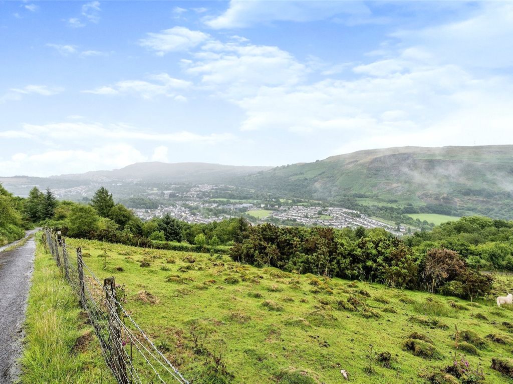 Land for sale in Ystalyfera, Swansea, Neath Port Talbot SA9, £50,000