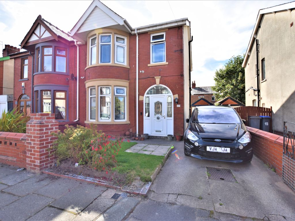 4 bed semidetached house for sale in Arlington Avenue, Blackpool FY4