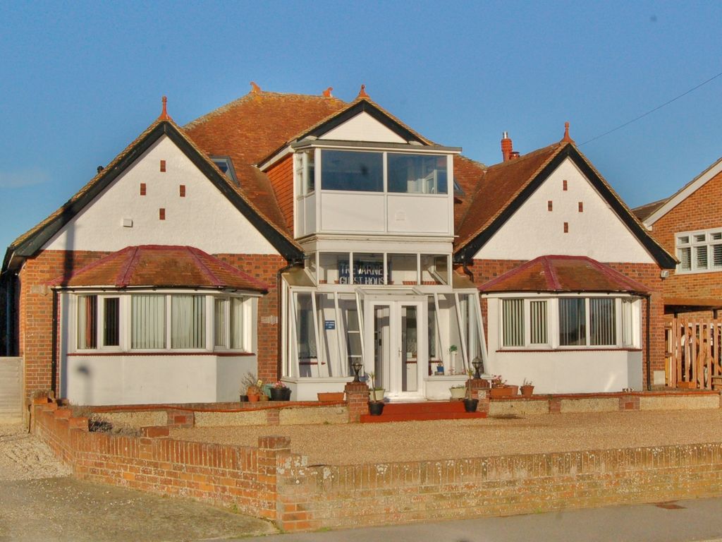 6 bed detached house for sale in Hill Head Road, Hill Head, Fareham