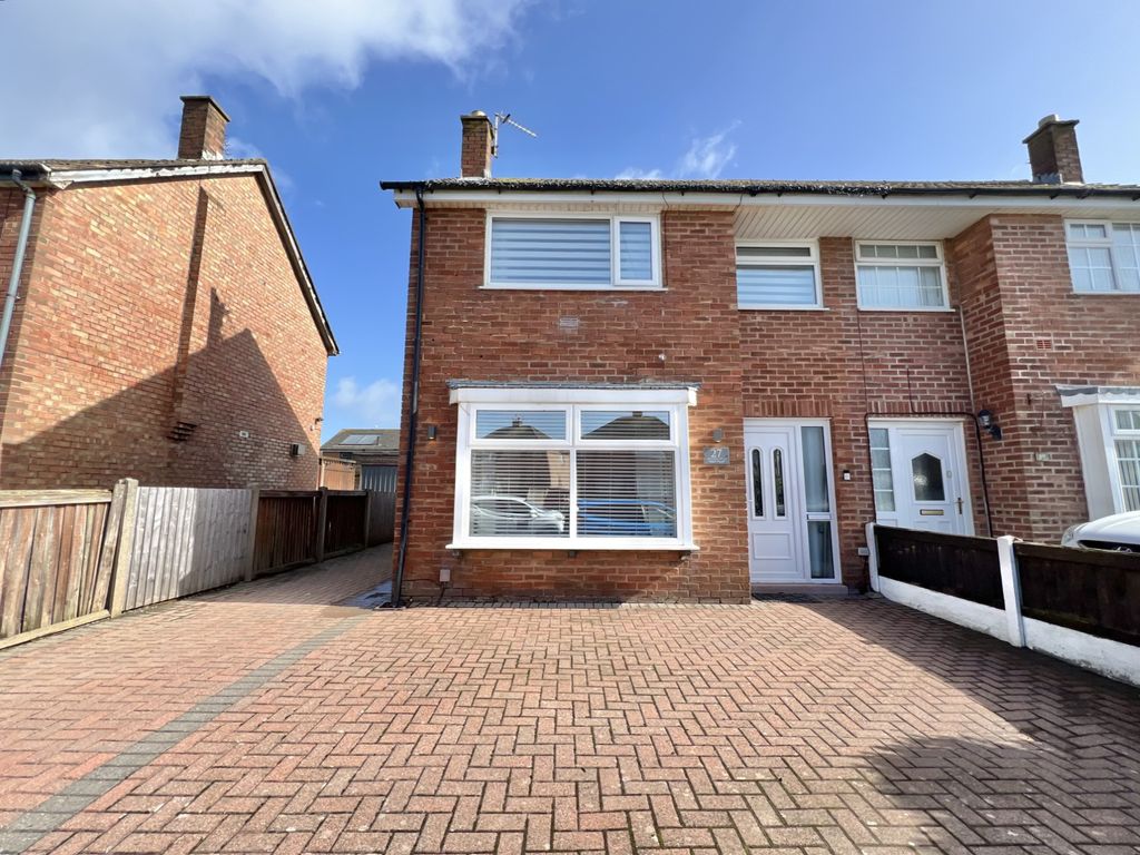 3 bed semidetached house for sale in Highcroft Avenue, Bispham FY2, £