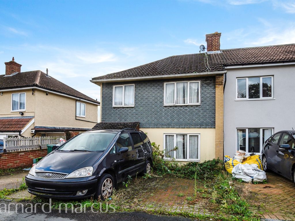 3 bed terraced house for sale in Radstock Way, Merstham, Redhill RH1