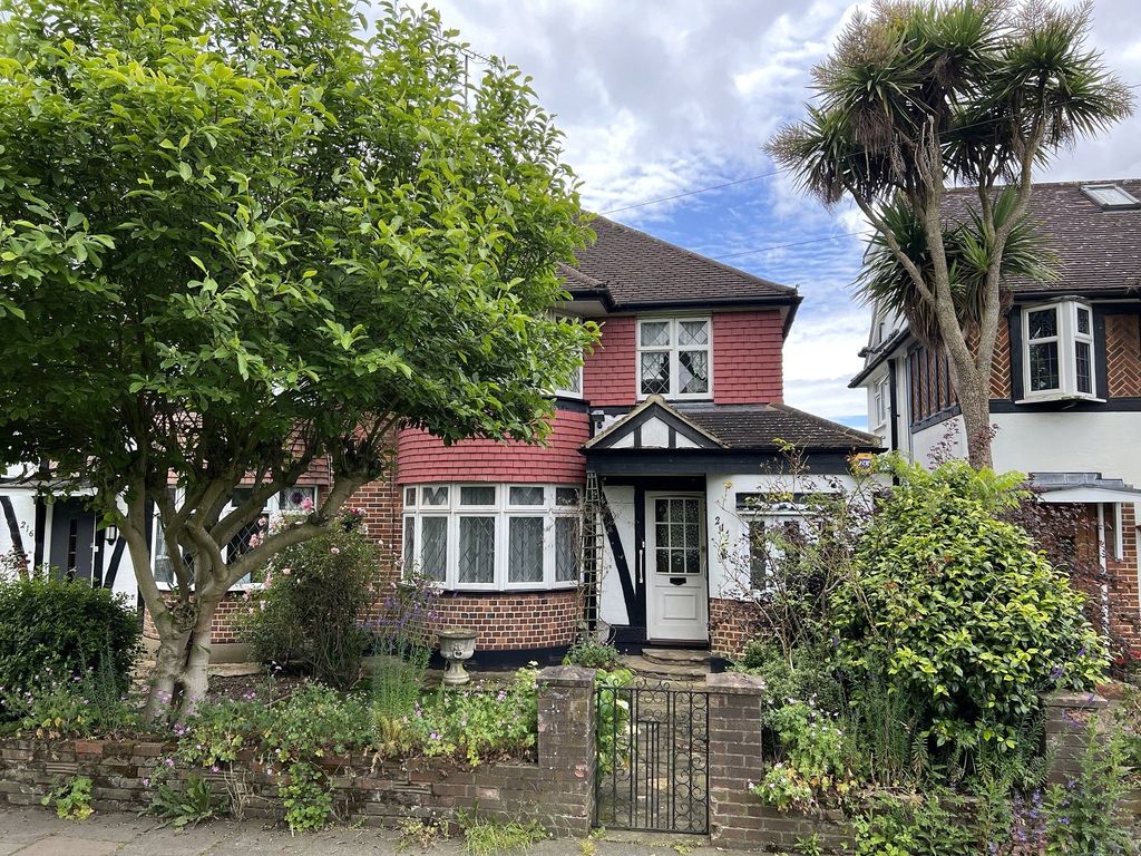 3 bed semidetached house for sale in Tudor Drive, Kingston Upon Thames KT2, £950,000 Zoopla