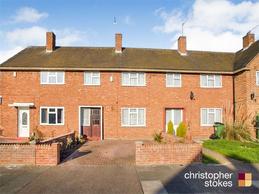 3 bed terraced house to rent in Whitefields Road, Cheshunt, Waltham