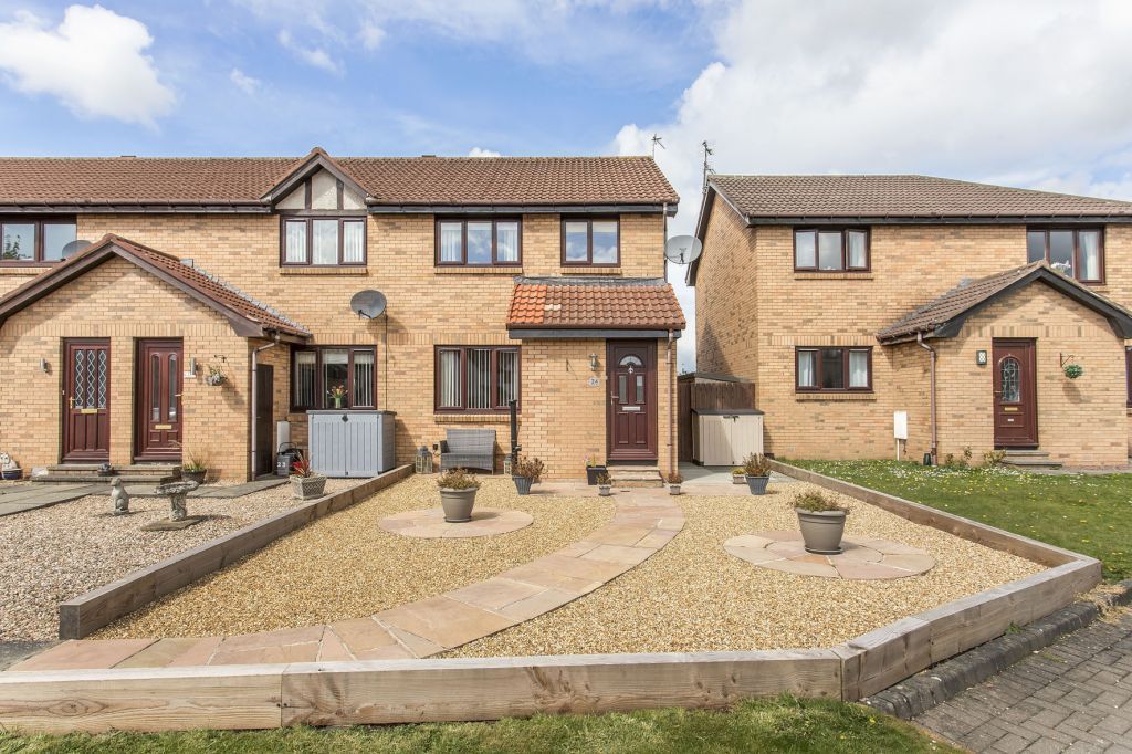 3 bed end terrace house for sale in Skeltiemuir Avenue, Bonnyrigg EH19