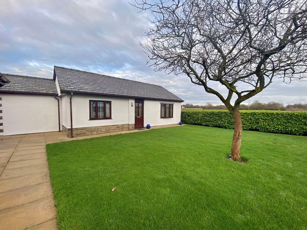 2 bed detached house to rent in Nursery Lane, New Longton, Preston PR4