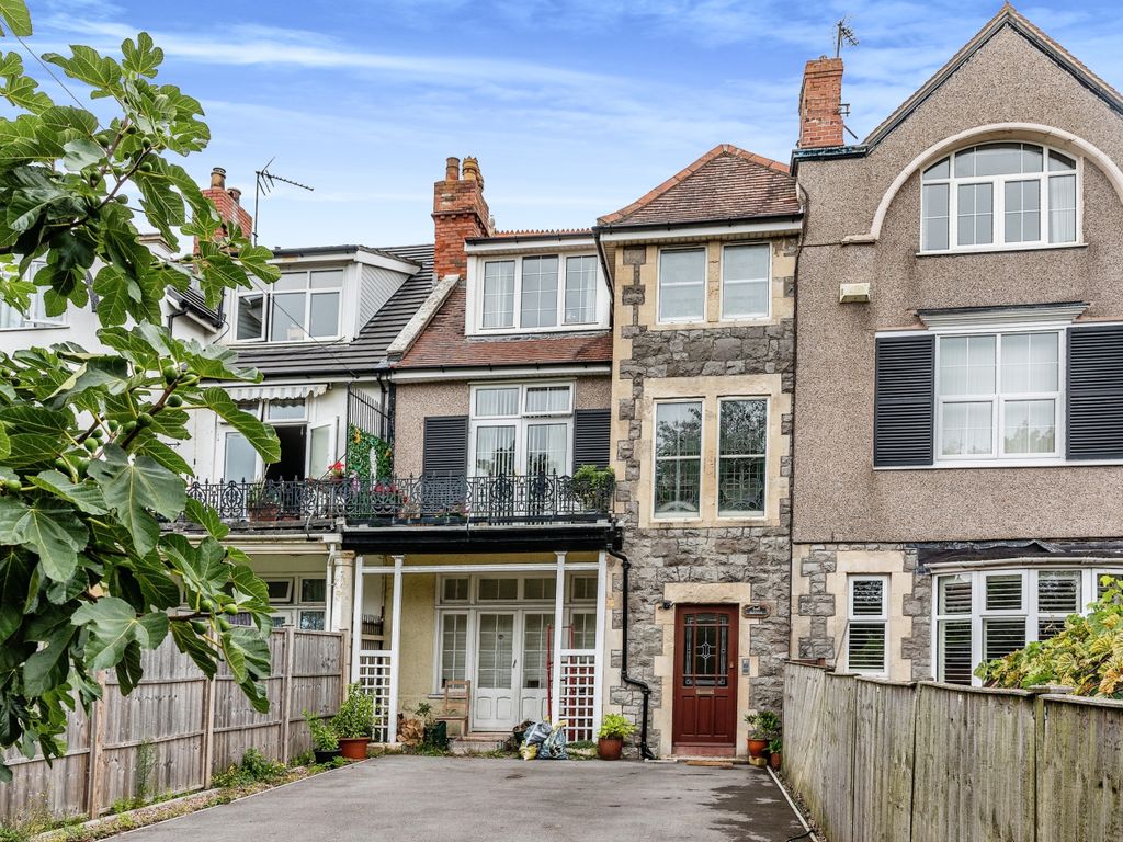 3 bed flat for sale in Uphill Road North, WestonSuperMare, Somerset