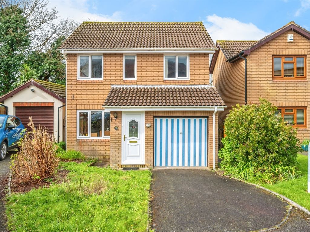 3 bed detached house for sale in Ashwood Close, Plympton, Plymouth PL7